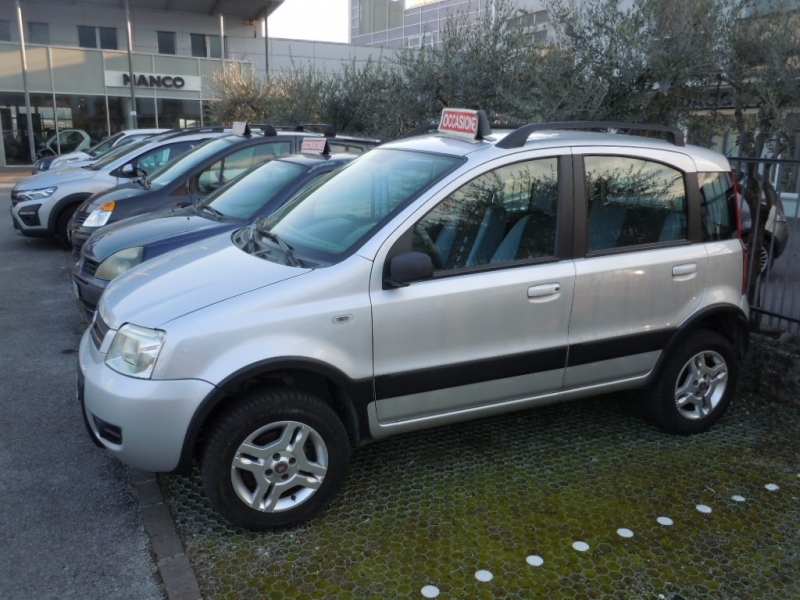 FIAT PANDA 4X4 1.3 mjt Immagine 1