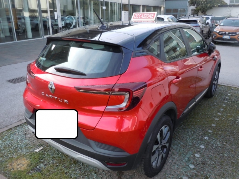 RENAULT CAPTUR 1.0 TCE 100 cv GPL Immagine 5