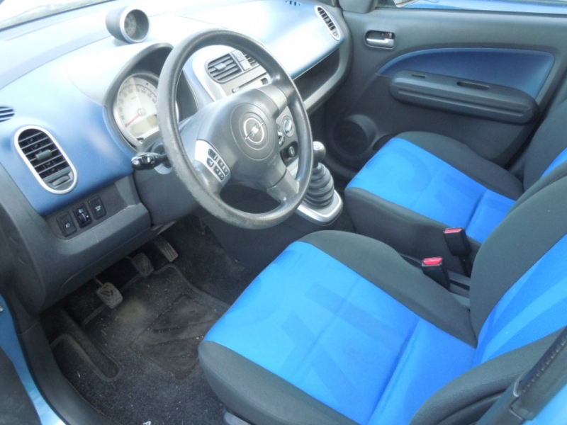 OPEL AGILA 1.0 5p Immagine 4