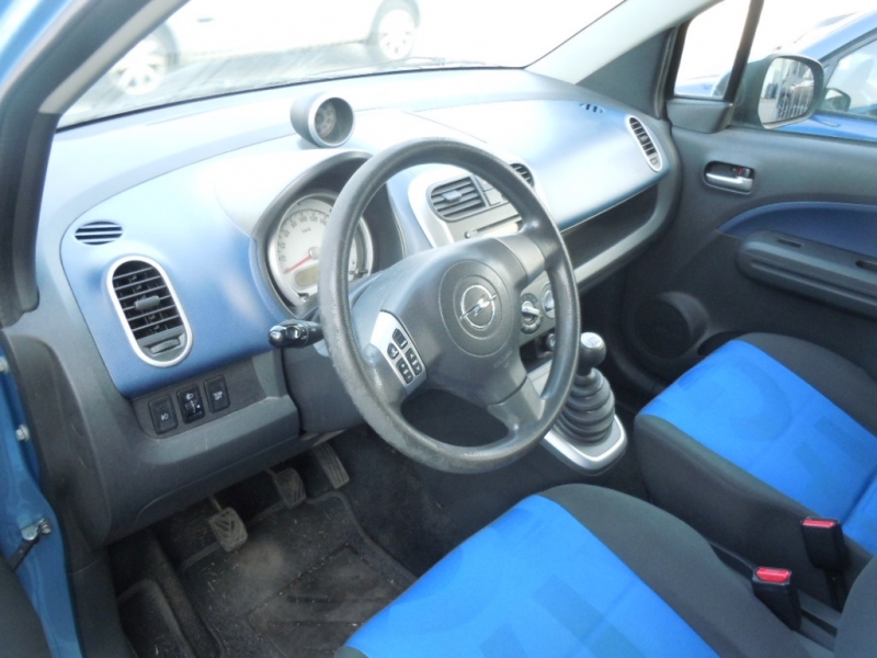 OPEL AGILA 1.0 5p Immagine 7