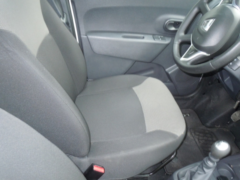 DACIA LODGY 1.5 dci 95 cv 7 posti Immagine 14