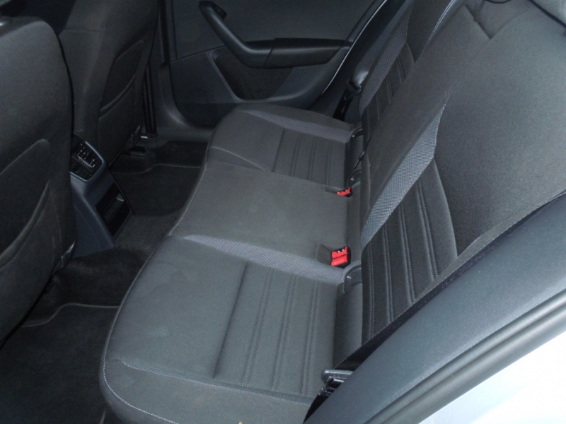 SKODA OCTAVIA 1.6 TDI AMBITION SW Immagine 12