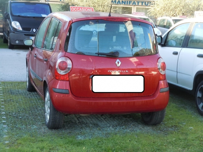 RENAULT MODUS 1.5 dci 85 cv Immagine 6
