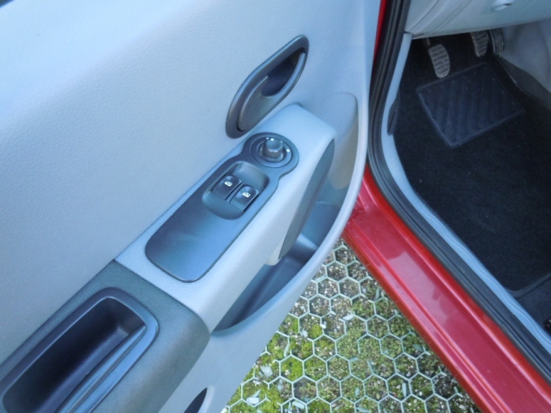 RENAULT MODUS 1.5 dci 85 cv Immagine 9
