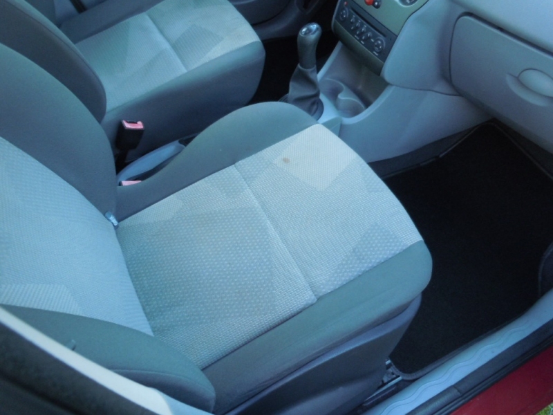 RENAULT MODUS 1.5 dci 85 cv Immagine 12