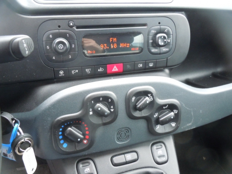 FIAT PANDA 1.2 Immagine 17