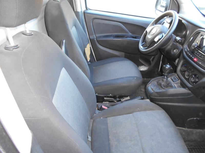 FIAT DOBLO' FURGONE ISOTERMICO CON GRUPPO FRIGORIFERO STRADA ... Immagine 12