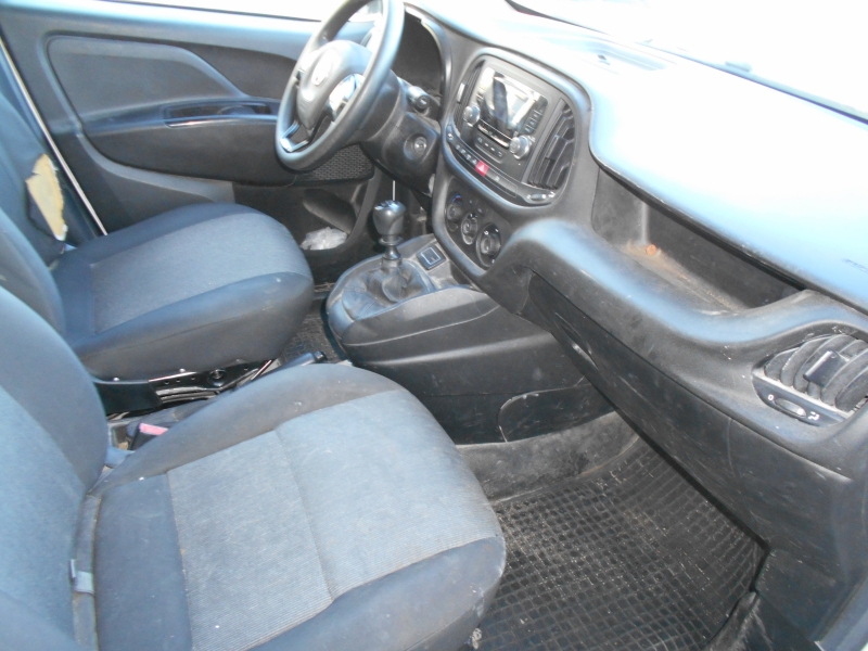 FIAT DOBLO' FURGONE ISOTERMICO CON GRUPPO FRIGORIFERO STRADA ... Immagine 14