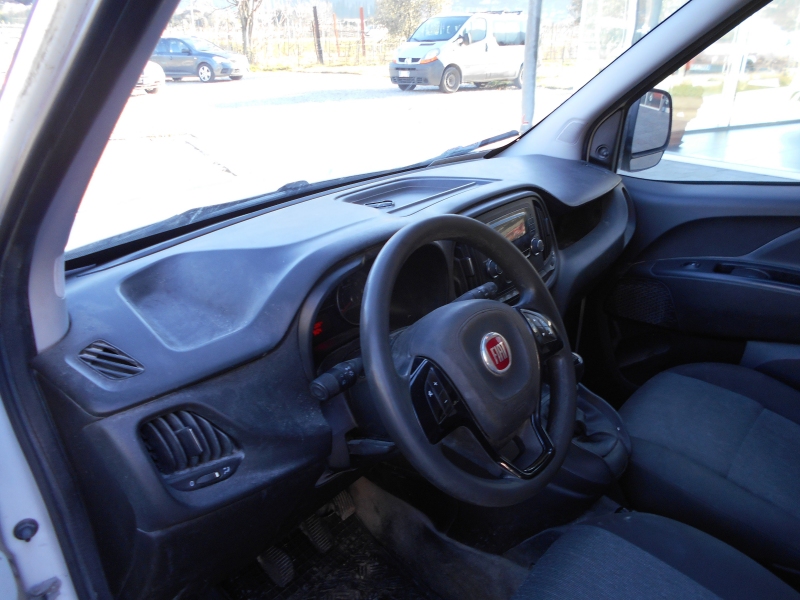 FIAT DOBLO' FURGONE ISOTERMICO CON GRUPPO FRIGORIFERO STRADA ... Immagine 25