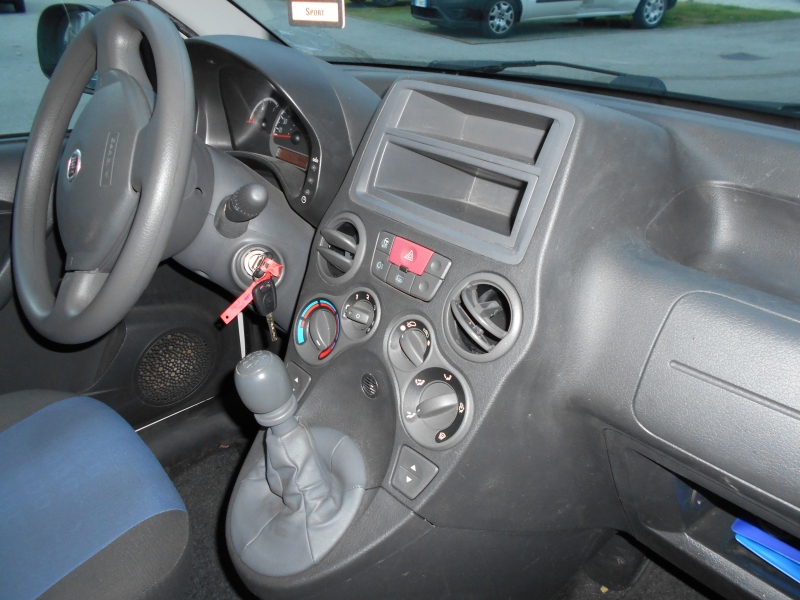 FIAT PANDA 1.2 Immagine 11