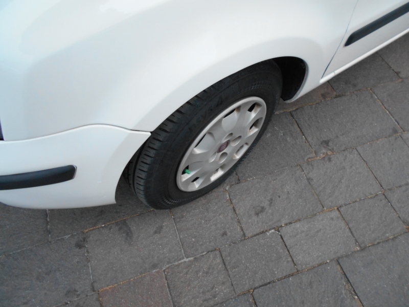 FIAT PANDA 1.2 Immagine 18