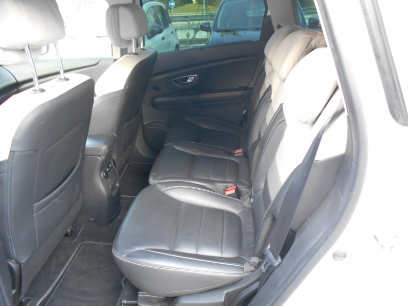 REN GRAND SCENIC 150 CV DCI INITIALE PARIS AUTOMATICA Immagine 14