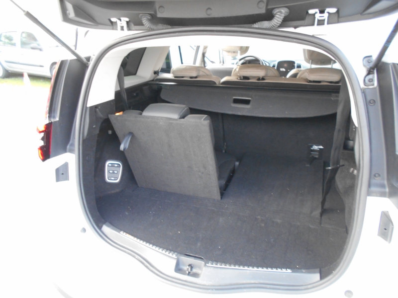 REN GRAND SCENIC 150 CV DCI INITIALE PARIS AUTOMATICA Immagine 16