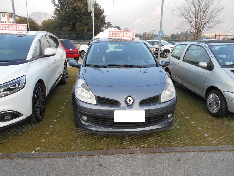 RENAULT CLIO 1.5 DCI 85 CV 5P Immagine 2