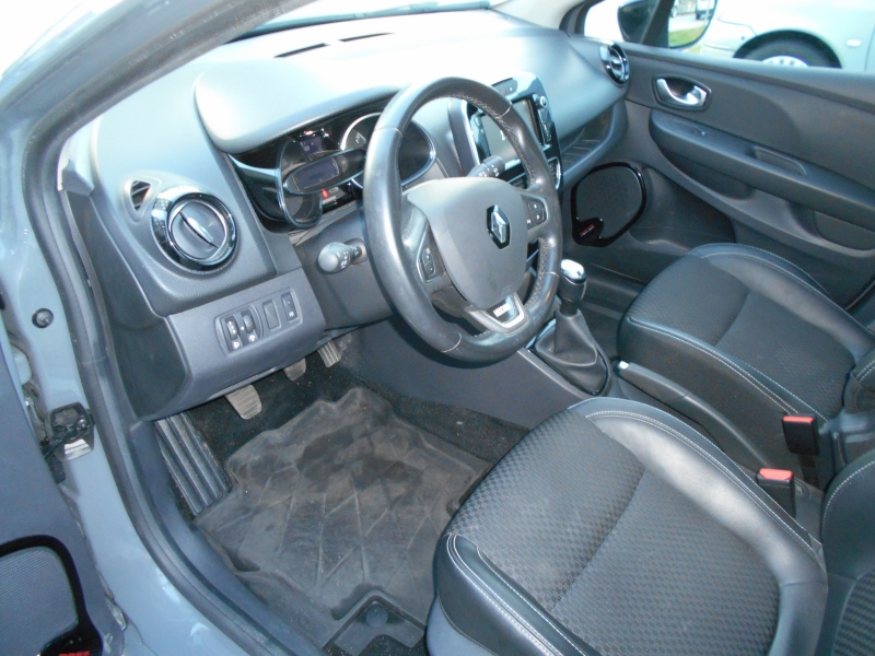 RENAULT CLIO SPORTER TCE 1.0 75 CV Immagine 10