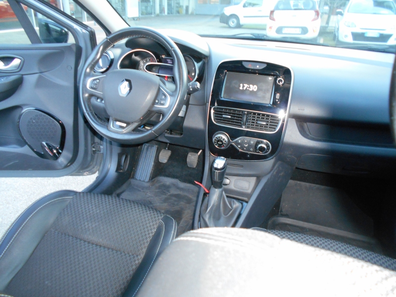 RENAULT CLIO SPORTER TCE 1.0 75 CV Immagine 17