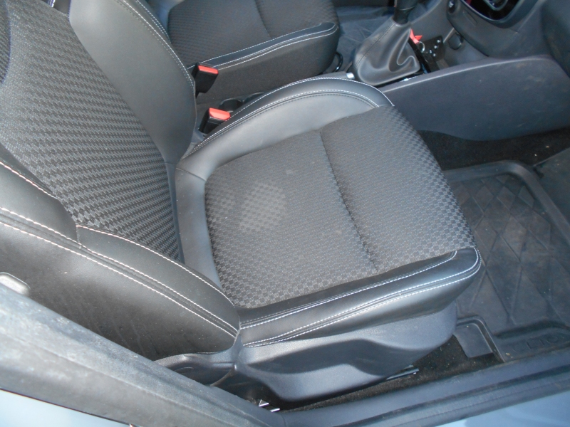 RENAULT CLIO SPORTER TCE 1.0 75 CV Immagine 18