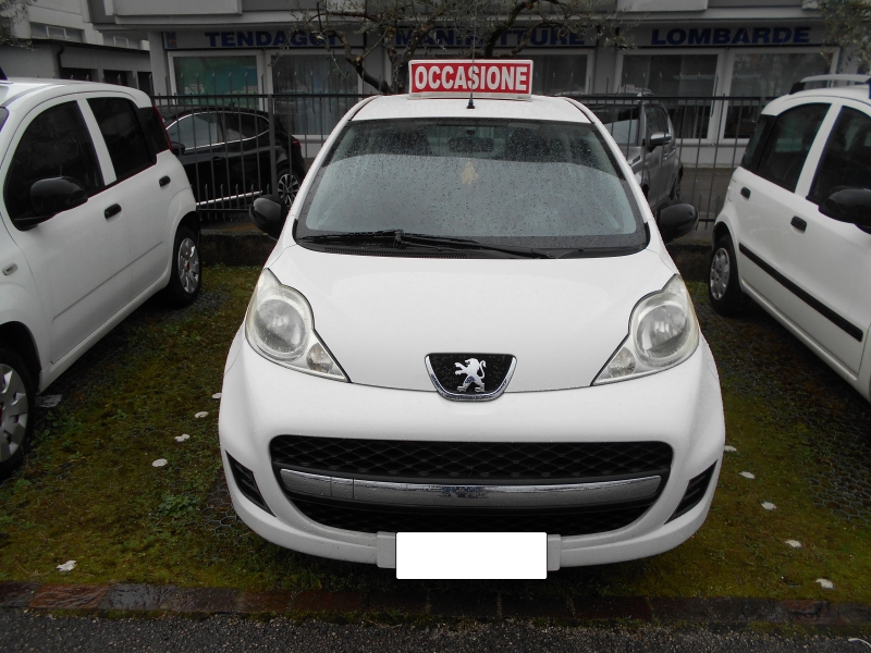 PEUGEOT 107 1.0 DESIR Immagine 2