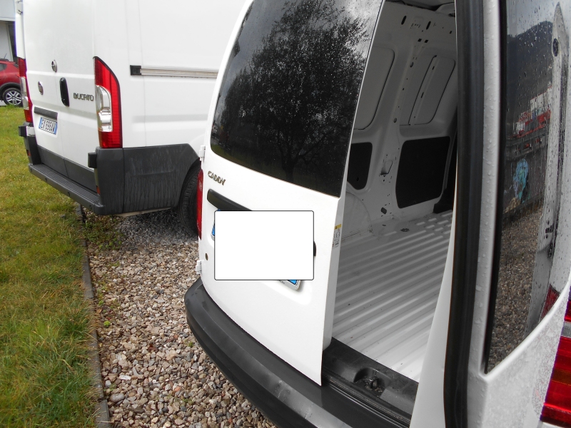 VOLKSWAGEN CADDY 2.0 TDI AUTOCARRO 2 POSTI Immagine 18