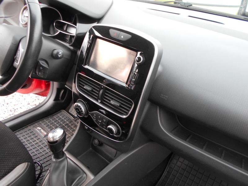 RENAULT CLIO 1.5 DCI 90 CV INTENS Immagine 17