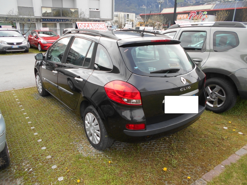 RENAULT CLIO SPORTOUR 1.2 75 CV Immagine 7