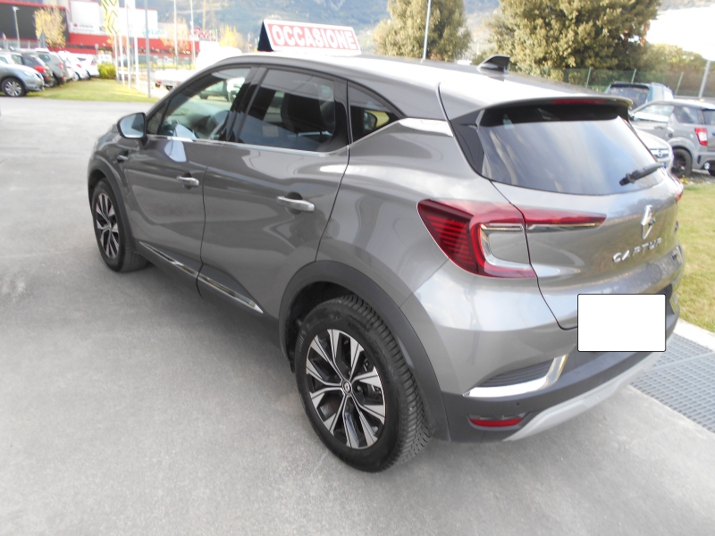 RENAULT CAPTUR E - TECH 145 CV HYBRID Immagine 7