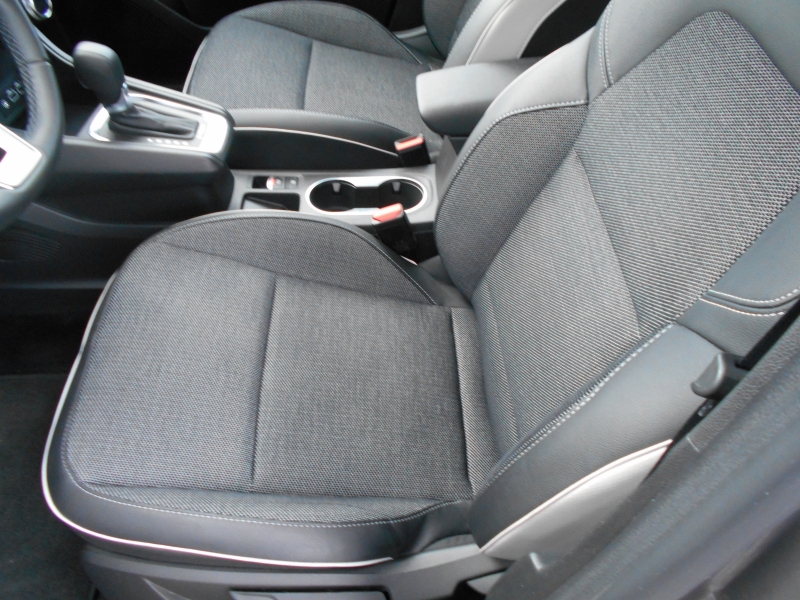 RENAULT CAPTUR E - TECH 145 CV HYBRID Immagine 13