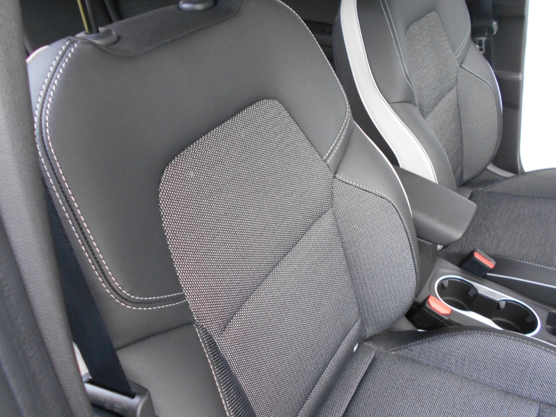 RENAULT CAPTUR E - TECH 145 CV HYBRID Immagine 21