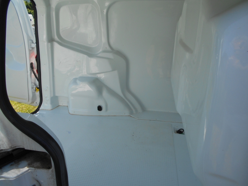 FORD TRANSIT COURIER 1.0 VAN ALLESTITO COVER Immagine 12