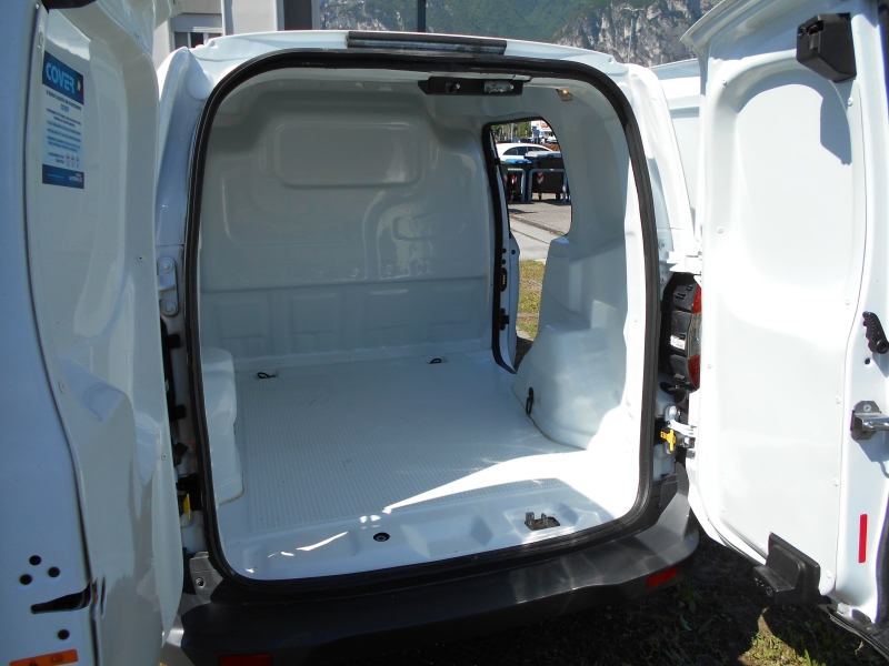 FORD TRANSIT COURIER 1.0 VAN ALLESTITO COVER Immagine 13