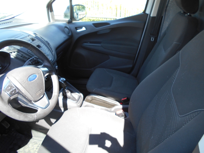 FORD TRANSIT COURIER 1.0 VAN ALLESTITO COVER Immagine 15