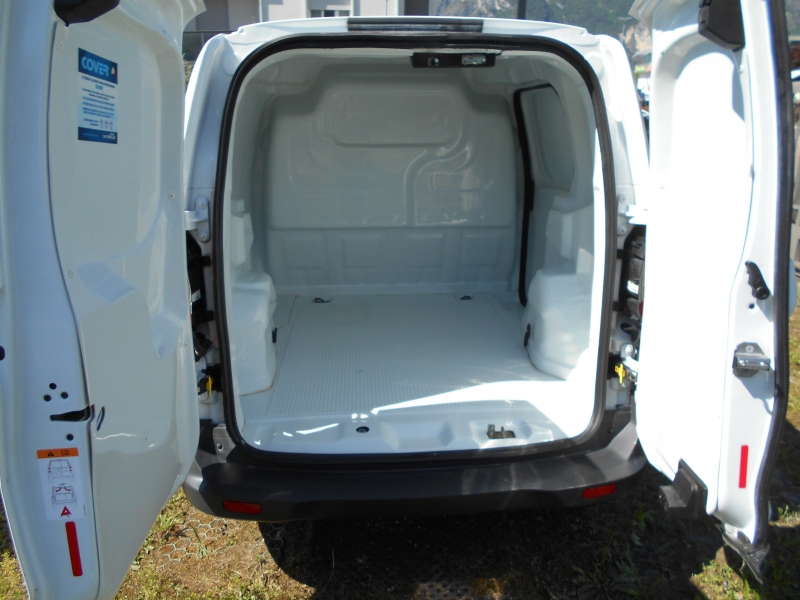 FORD TRANSIT COURIER 1.0 VAN ALLESTITO COVER Immagine 21