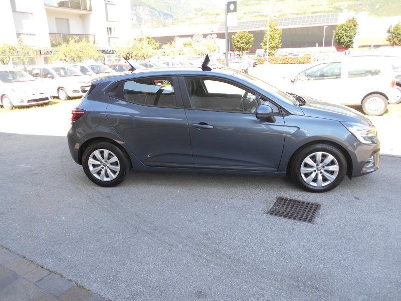 RENAULT CLIO 1.0 TCE Immagine 1