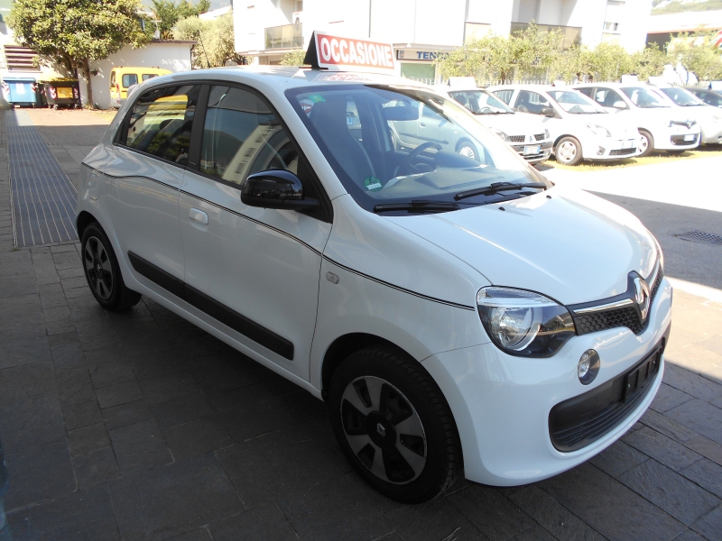 RENAULT TWINGO 1.0 SCE Immagine 1