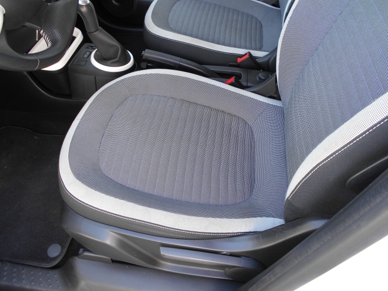 RENAULT TWINGO 1.0 SCE Immagine 8