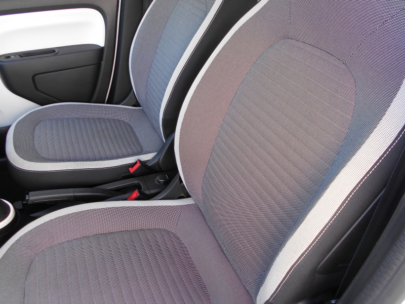 RENAULT TWINGO 1.0 SCE Immagine 9