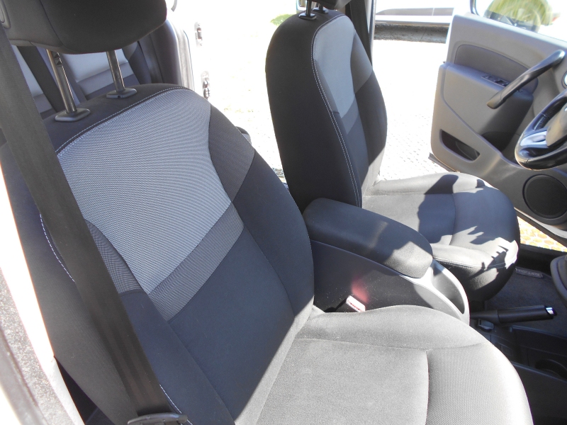 RENAULT GRAND KANGOO 1.5 DCI 110 CV 7 POSTI Immagine 15