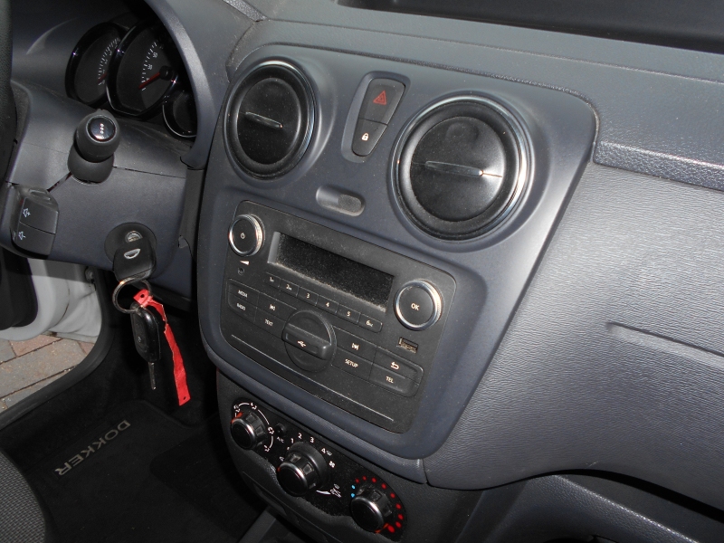 Dacia Dokker 1.5 dci 95 cv &quot; TRASPORTO PERSONE CON DISABILIT ... Immagine 20