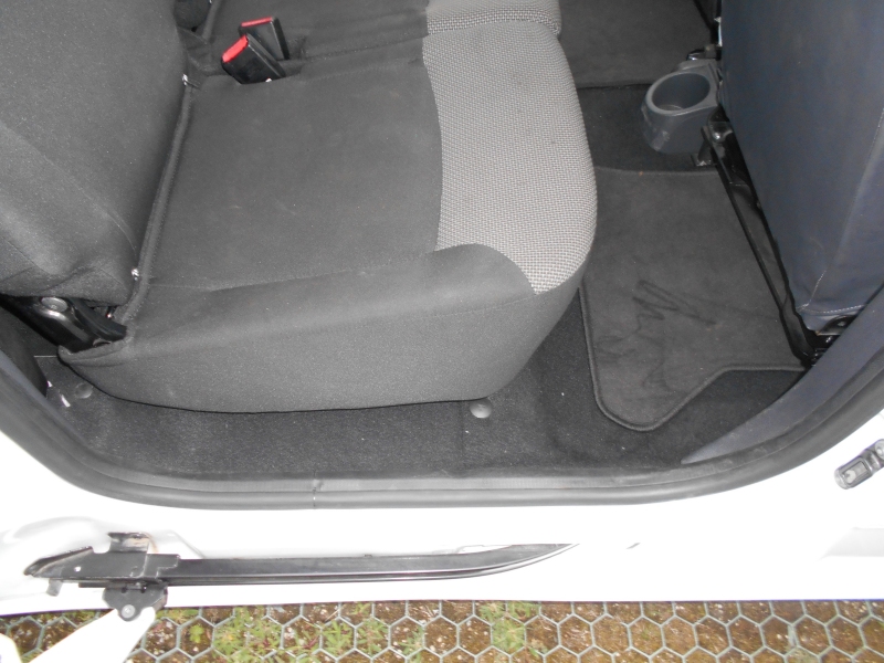 Dacia Dokker 1.5 dci 95 cv &quot; TRASPORTO PERSONE CON DISABILIT ... Immagine 35