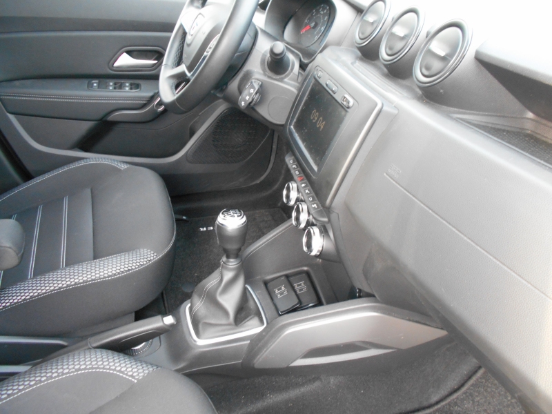 DACIA DUSTER 1.5 dci 115 cv 4x4 Immagine 13