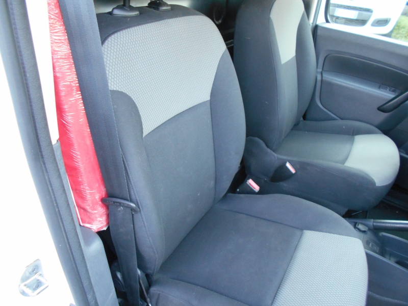 RENAULT KANGOO 1.5 DCI 95 CV AUTOCARRO Immagine 11