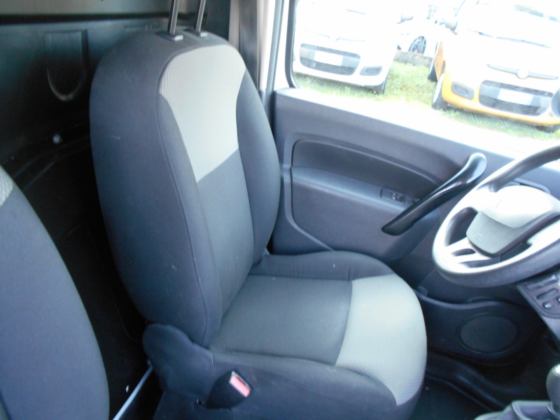 RENAULT KANGOO 1.5 DCI 95 CV AUTOCARRO Immagine 13