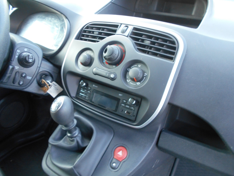 RENAULT KANGOO 1.5 DCI 95 CV AUTOCARRO Immagine 16