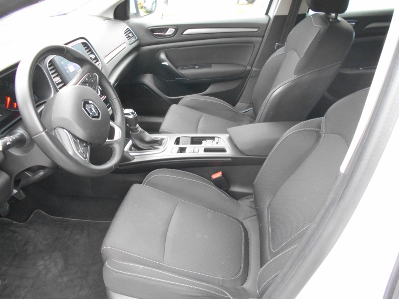 RENAULT MEGANE SW 1.5 DCI 115 CV Immagine 15