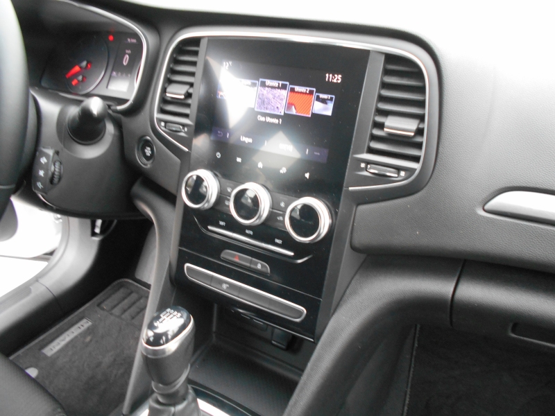 RENAULT MEGANE SW 1.5 DCI 115 CV Immagine 18