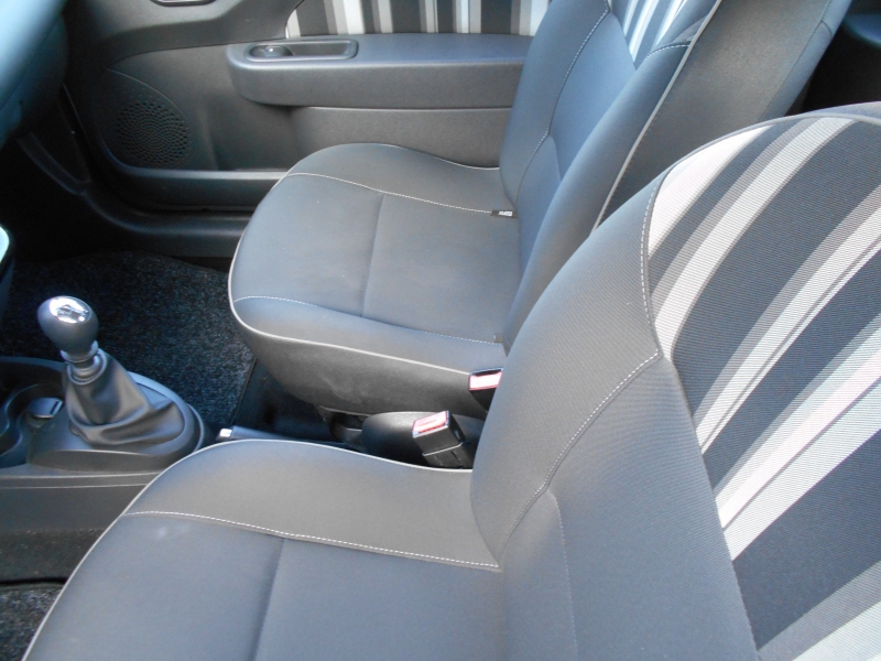 RENAULT TWINGO 1.2 75 CV NIGHT &amp; DAY Immagine 17