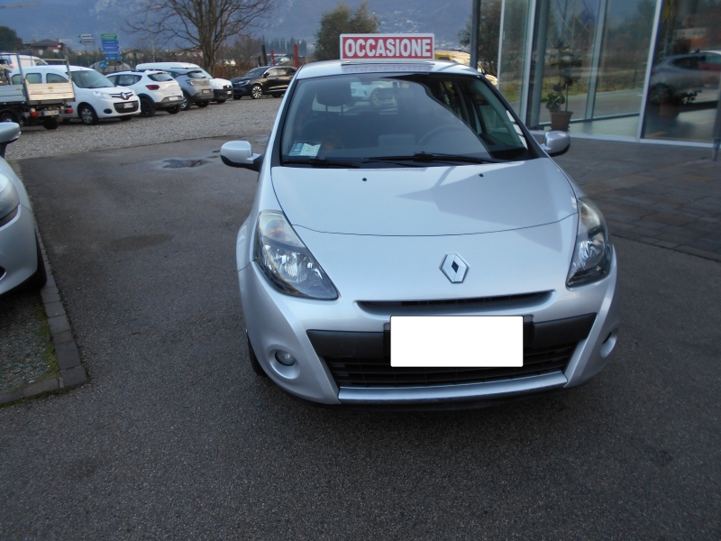 RENAULT CLIO 1.2 GPL 5P Immagine 3