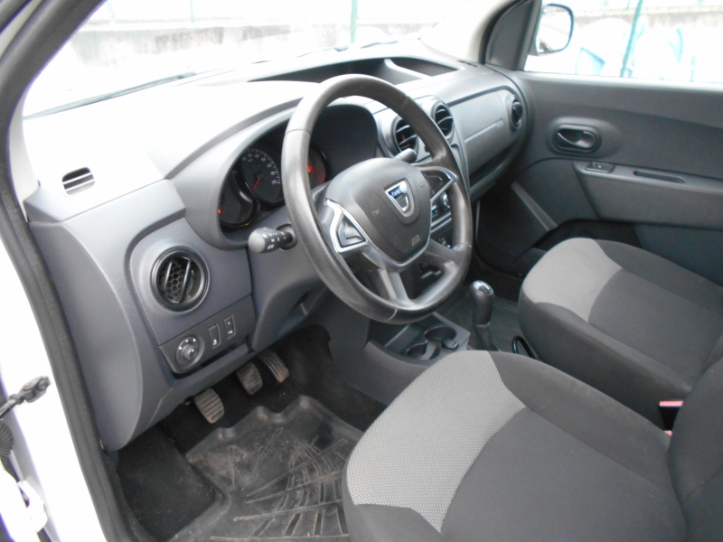 DACIA DOKKER 1.5 DCI 90 CV AUTOCARRO Immagine 11