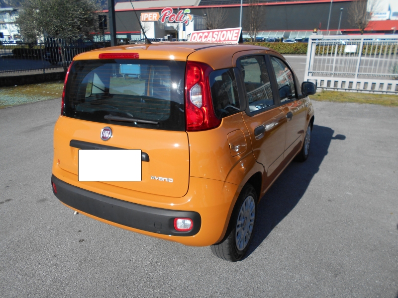 FIAT PANDA 1.0 IBRIDO Immagine 6