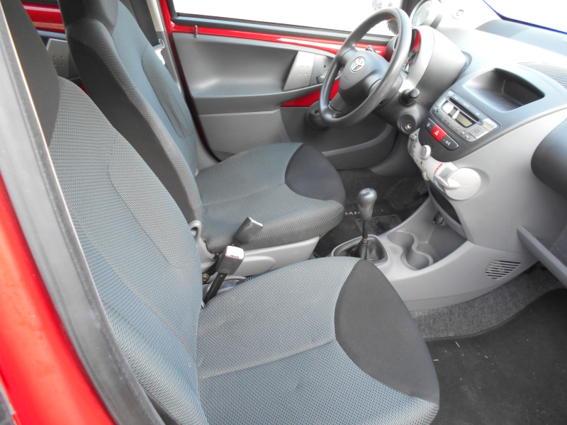 TOYOTA AYGO 1.0 5P Immagine 6